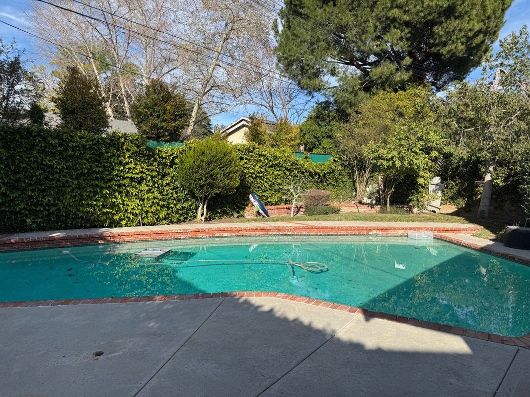 17249 Flanders St - Photo 6 of 39