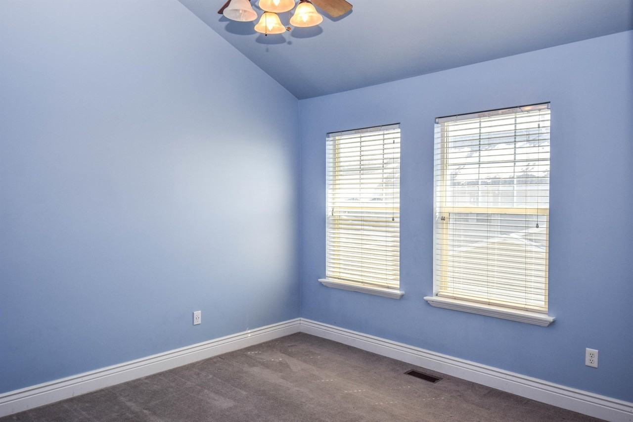 1020 Northwest #1 - Photo 2 of 14
