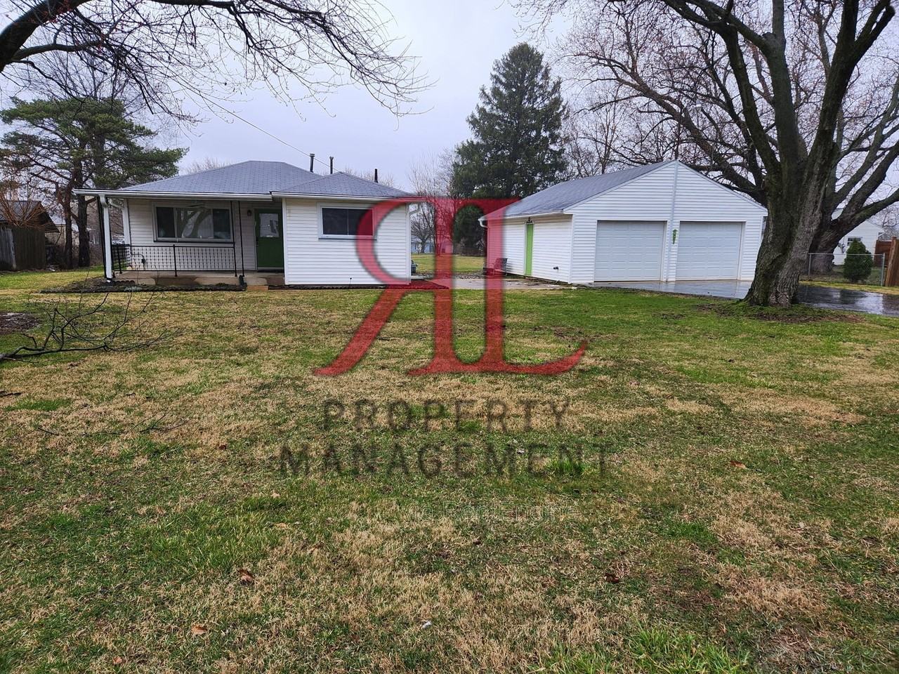 2436 Charlemagne St - Photo 2 of 28