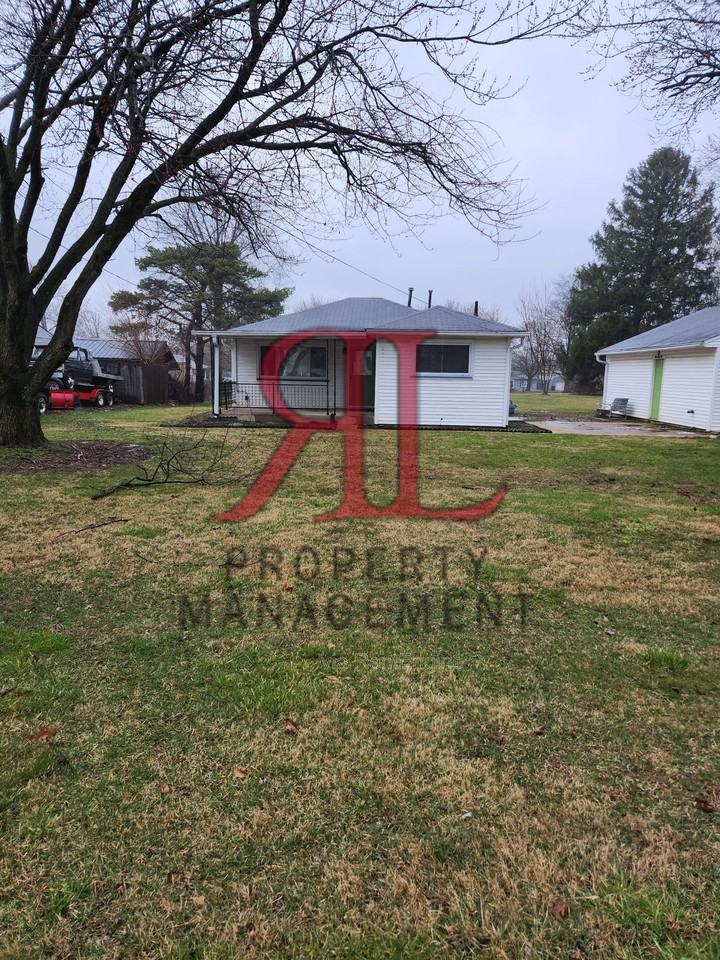 2436 Charlemagne St - Photo 3 of 28