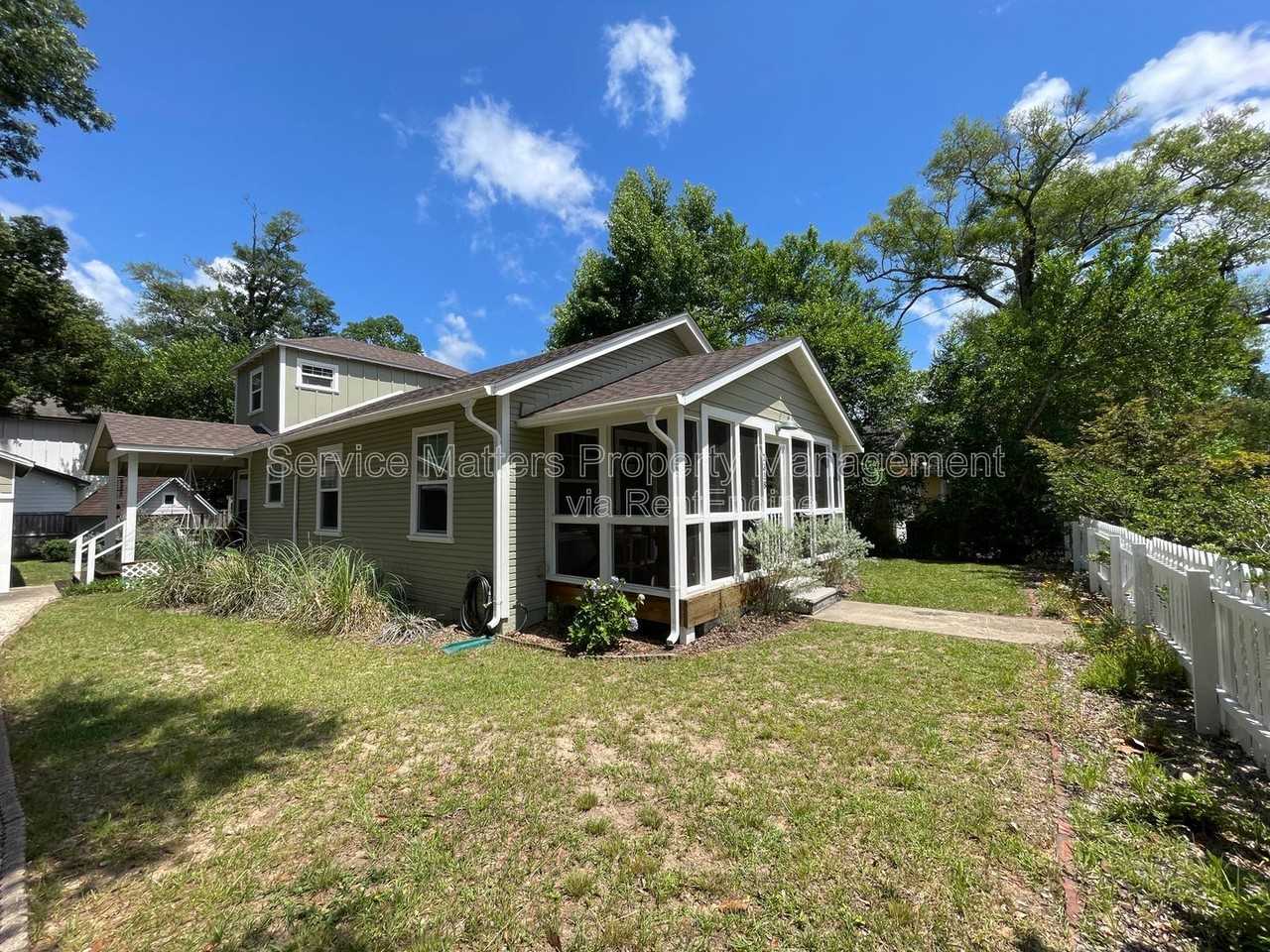 2318 N 17th Ave - Photo 2 of 34