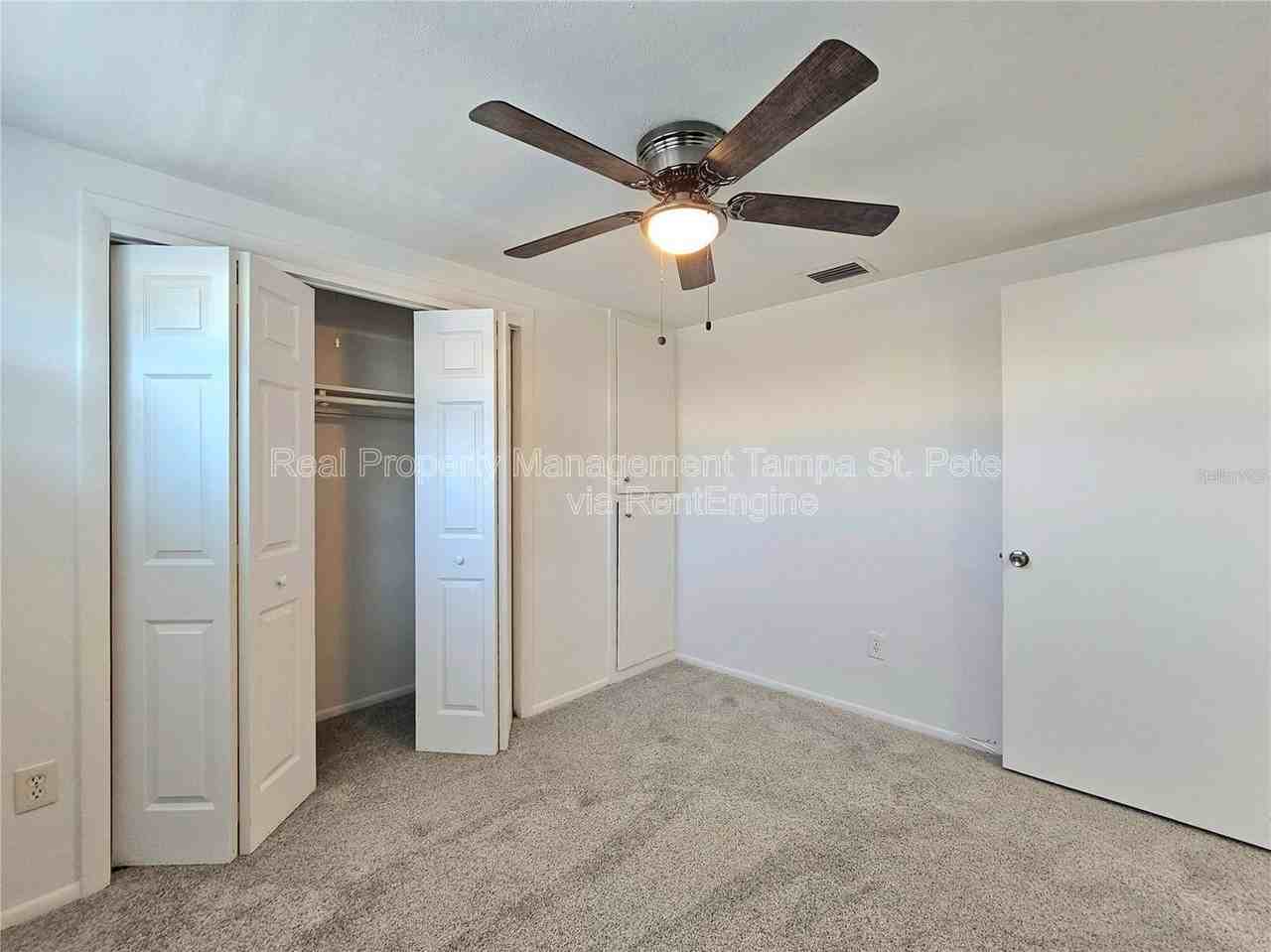 611 Lyndhurst St - Photo 6 of 16