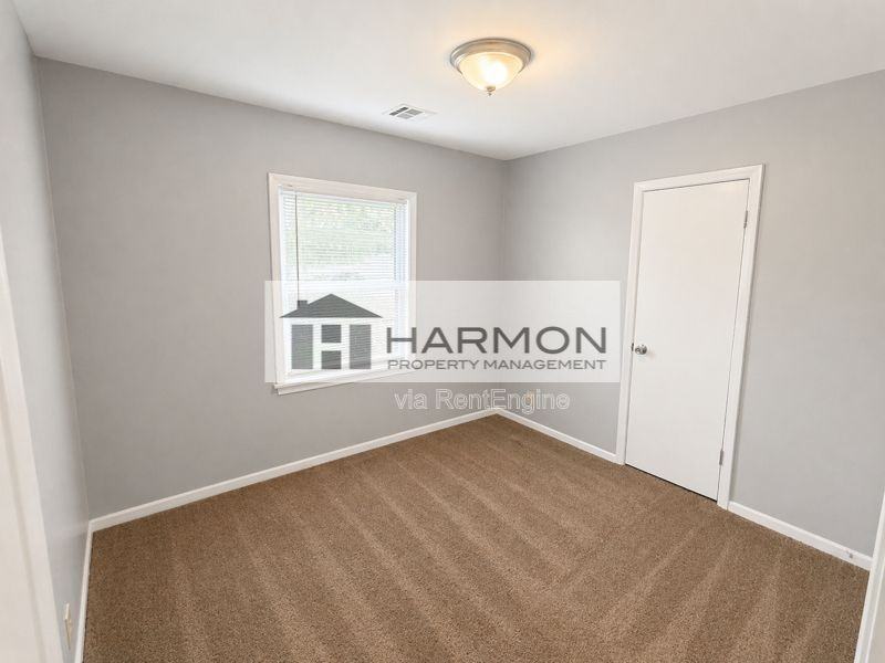 6458 N West Park View St - Photo 4 of 14