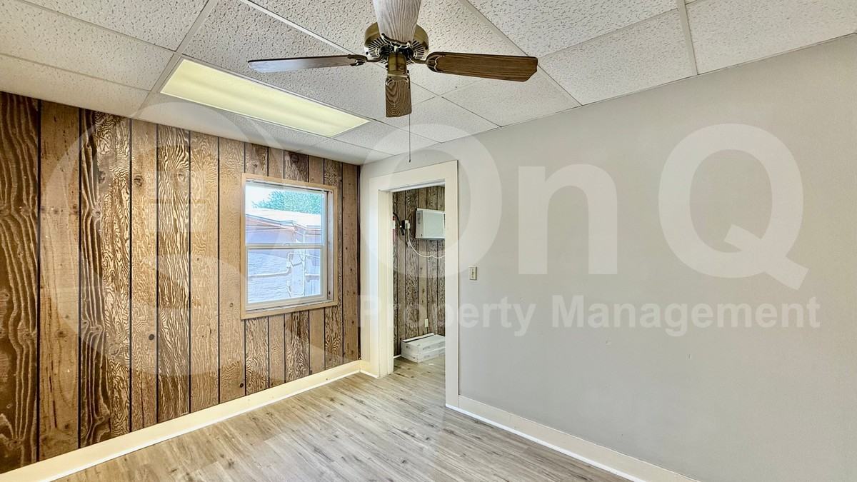 901 N Arbor Ave - Photo 5 of 18