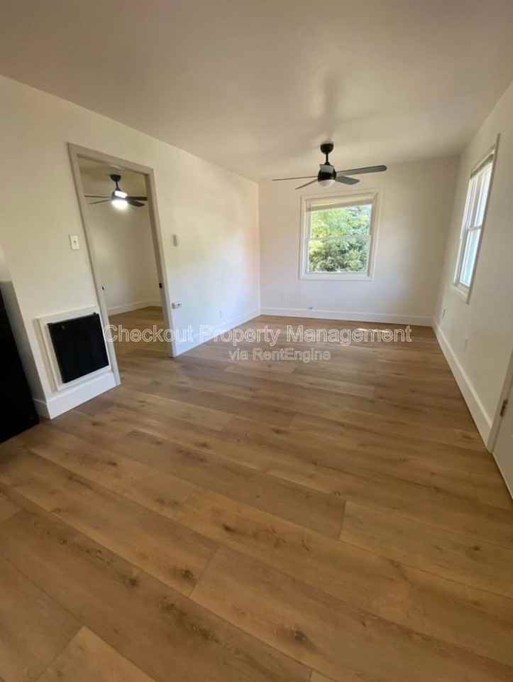 120 Bellerive Blvd - Photo 2 of 5