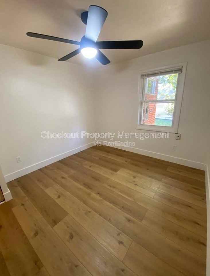 120 Bellerive Blvd - Photo 3 of 5