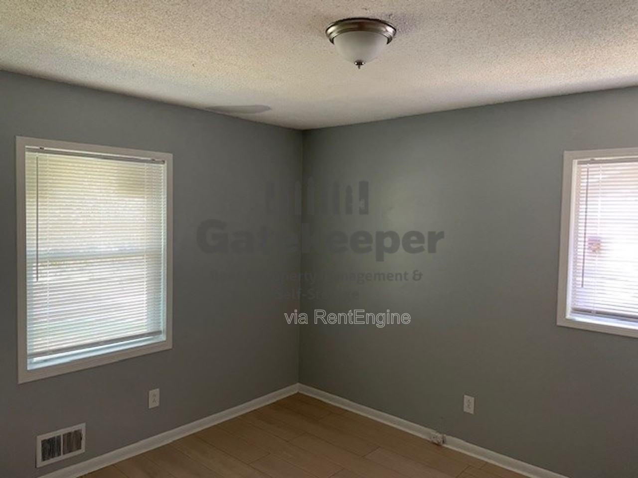 8202 Attleboro Dr - Photo 5 of 11