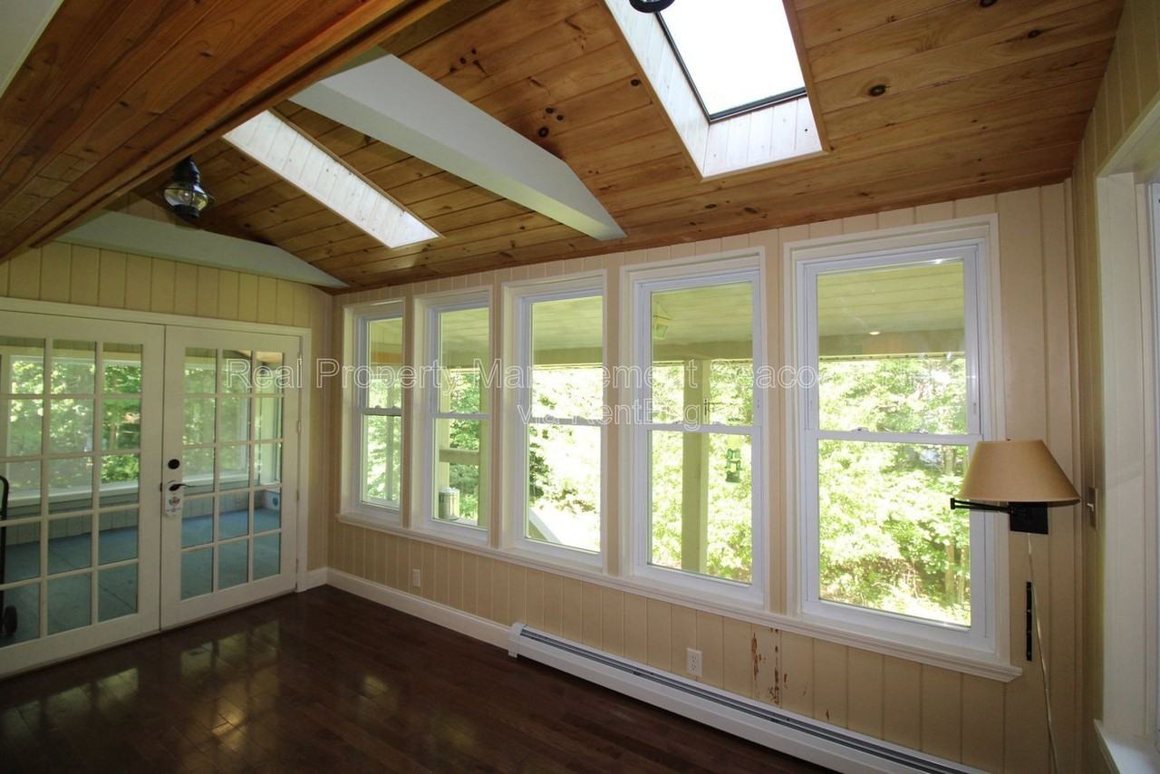 21 Cutts Rd - Photo 5 of 34