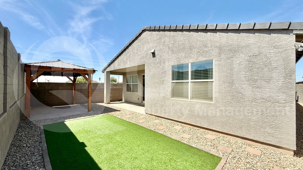 9053 W Agora Ln - Photo 4 of 5