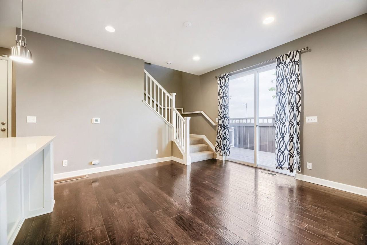 10825 E 28th Pl - Photo 5 of 12