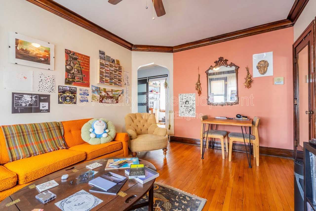 3649 N Kedvale Ave #1B - Photo 5 of 18