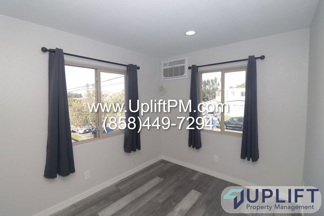 4169 Wightman St - Photo 2 of 33