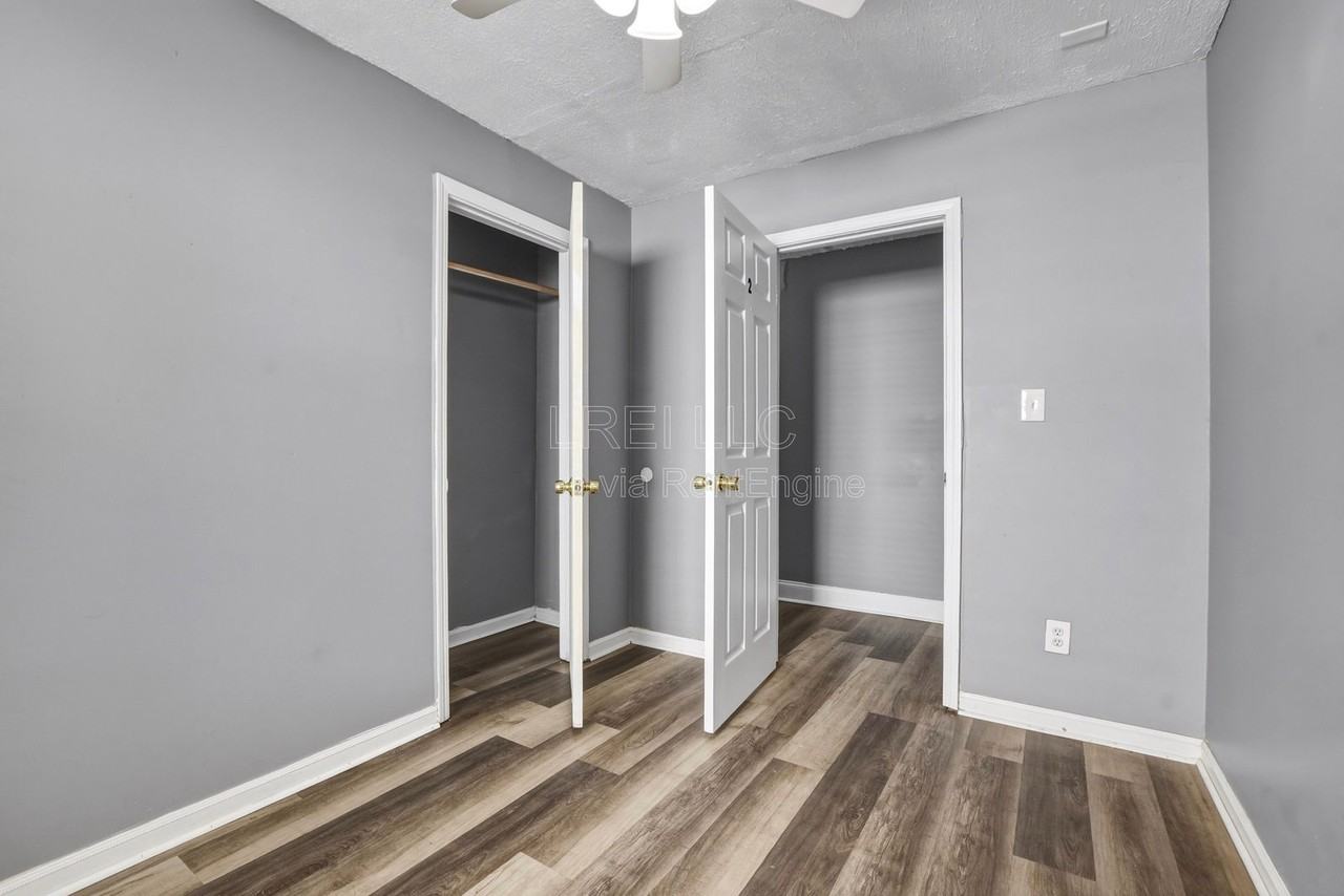 2931 Virginia Ave - Photo 4 of 12