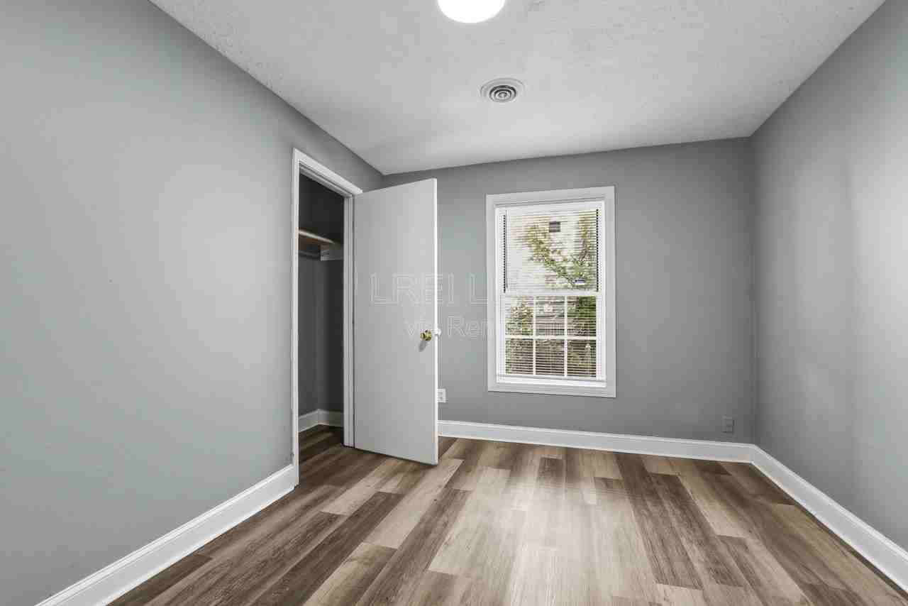 2931 Virginia Ave - Photo 5 of 12