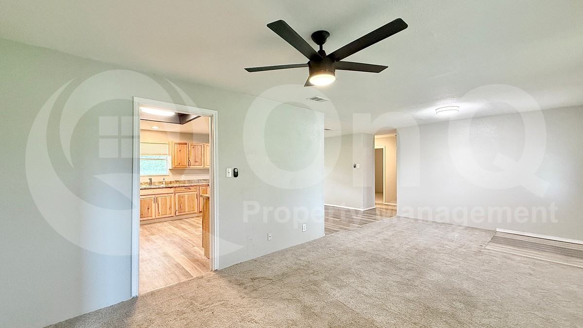 3767 Fm 963 - Photo 6 of 17