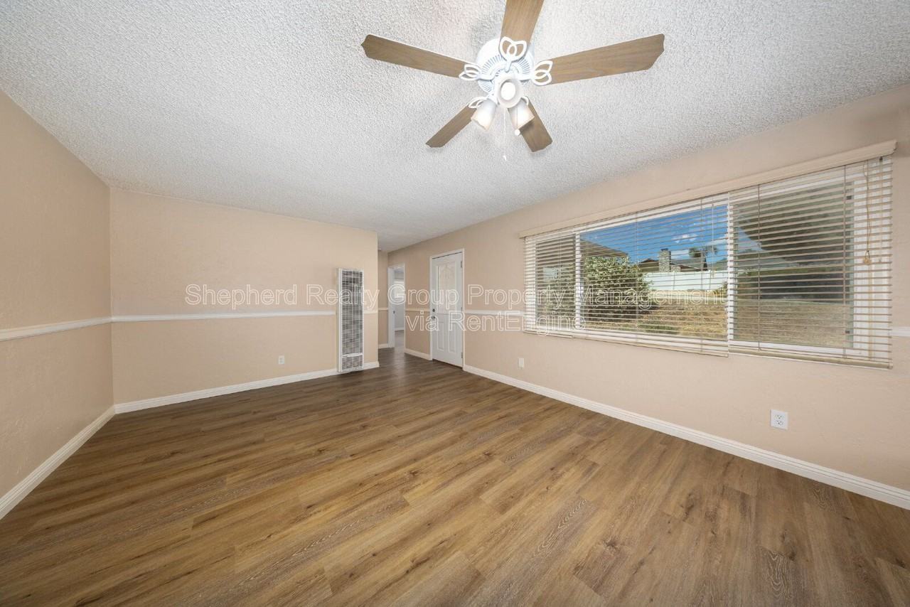 6574 Valley Dr #1 - Photo 7 of 25