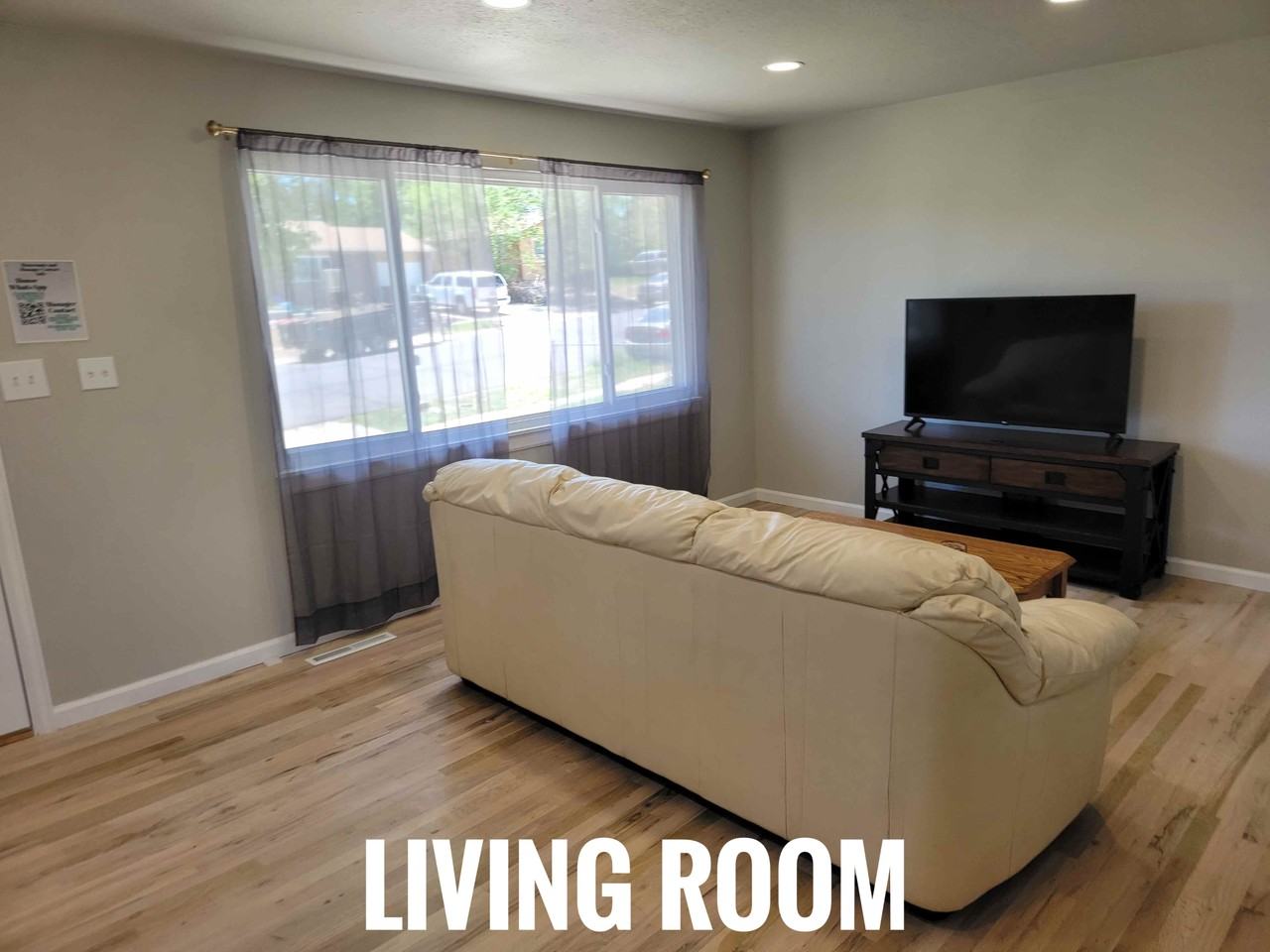 1630 Shasta Dr #1 - Photo 3 of 11