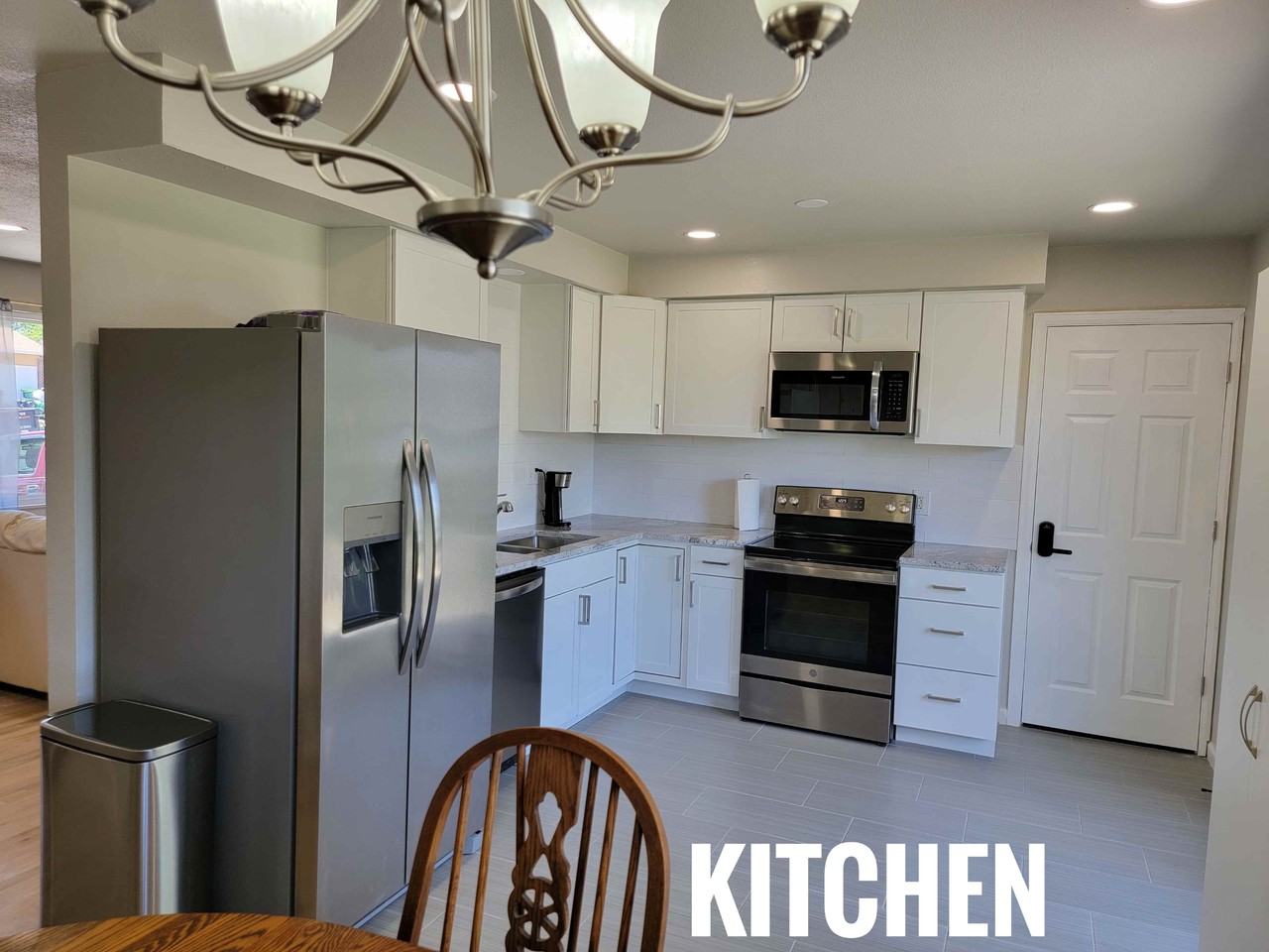 1630 Shasta Dr #1 - Photo 5 of 11