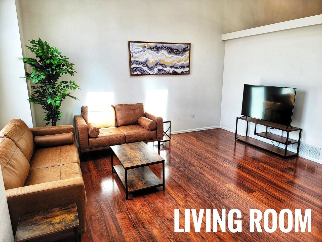 3620 Richmond Dr #B - Photo 3 of 11