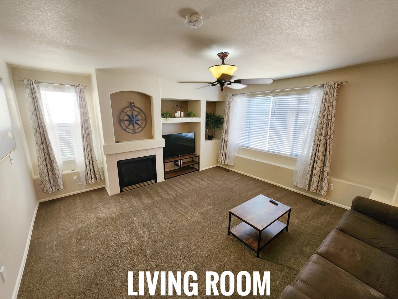 2060 Dewhirst Dr #2 - Photo 4 of 14