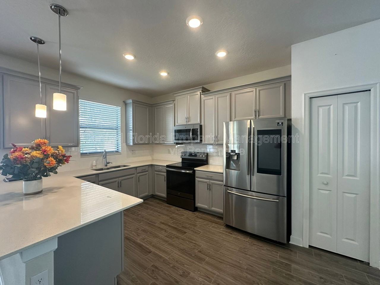 8501 Arcadia Ln - Photo 7 of 25