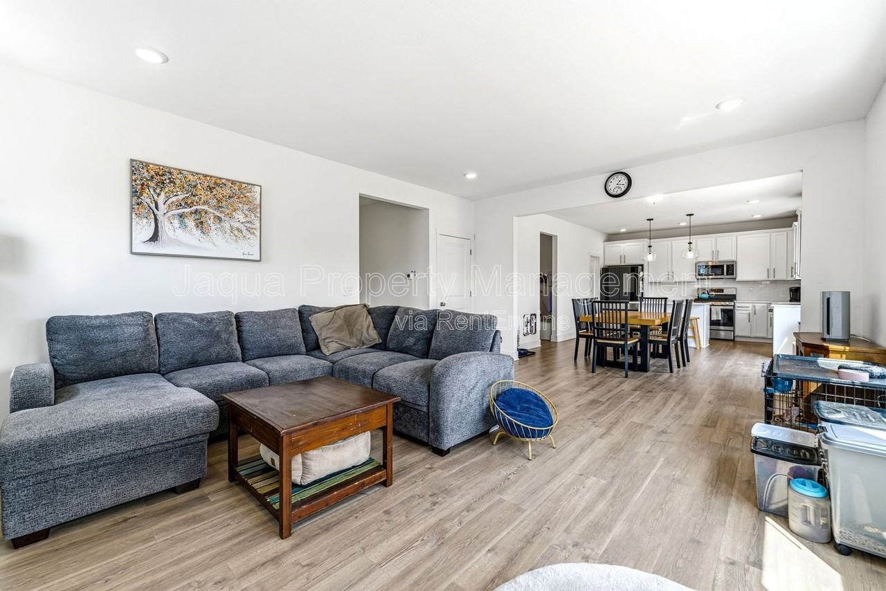 9424 Snow Valley Dr Se - Photo 7 of 24