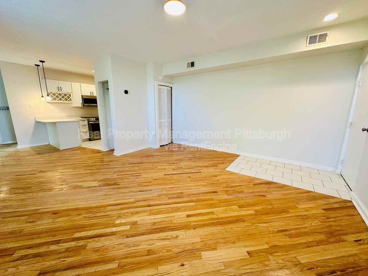 2121 Milligan Ave #3 - Photo 5 of 10