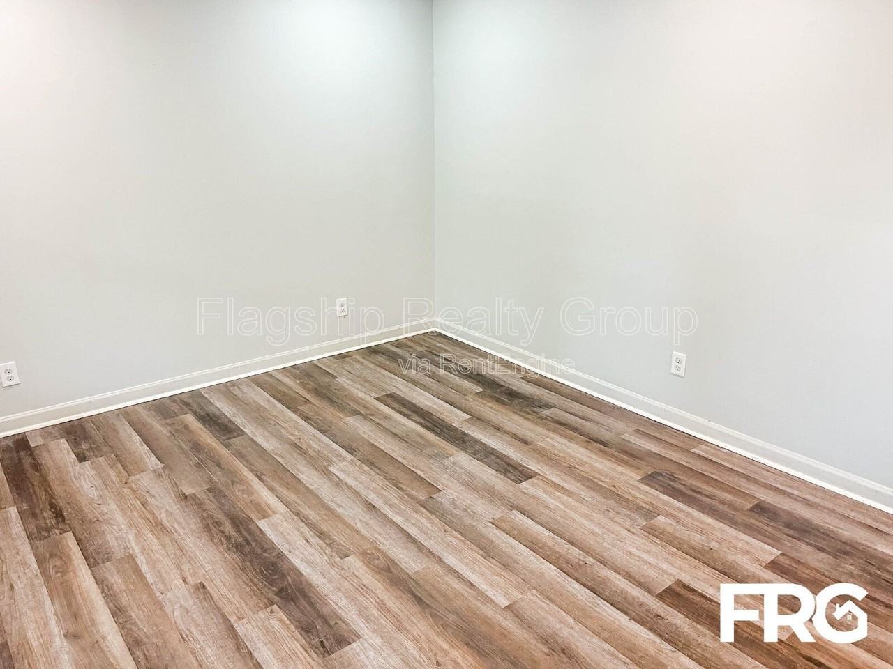 435 Frank St - Photo 2 of 24