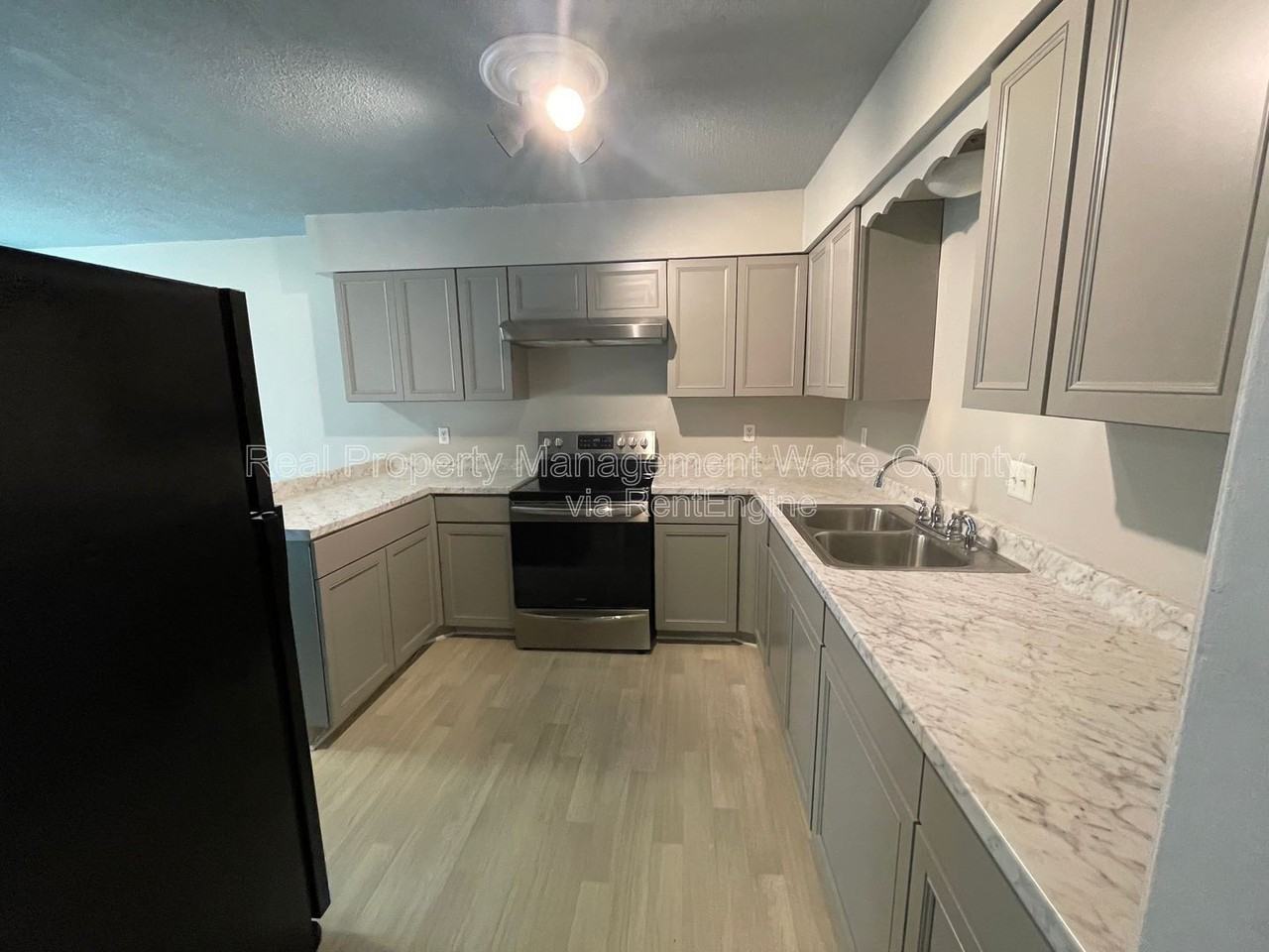4702 Walden Pond Dr #D - Photo 2 of 29