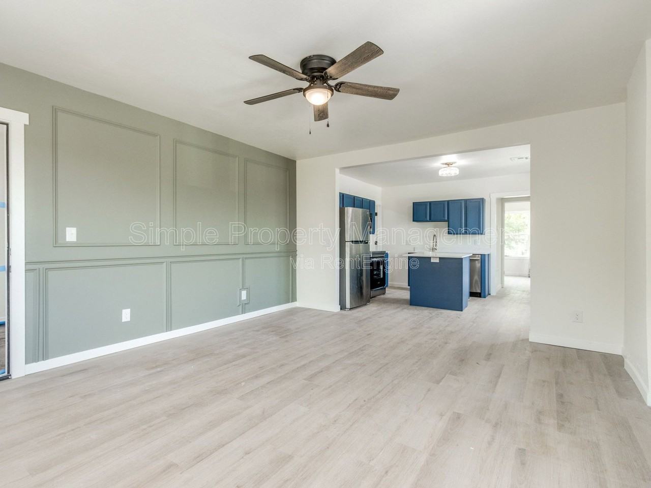 814 W Hill St #4 - Photo 2 of 11