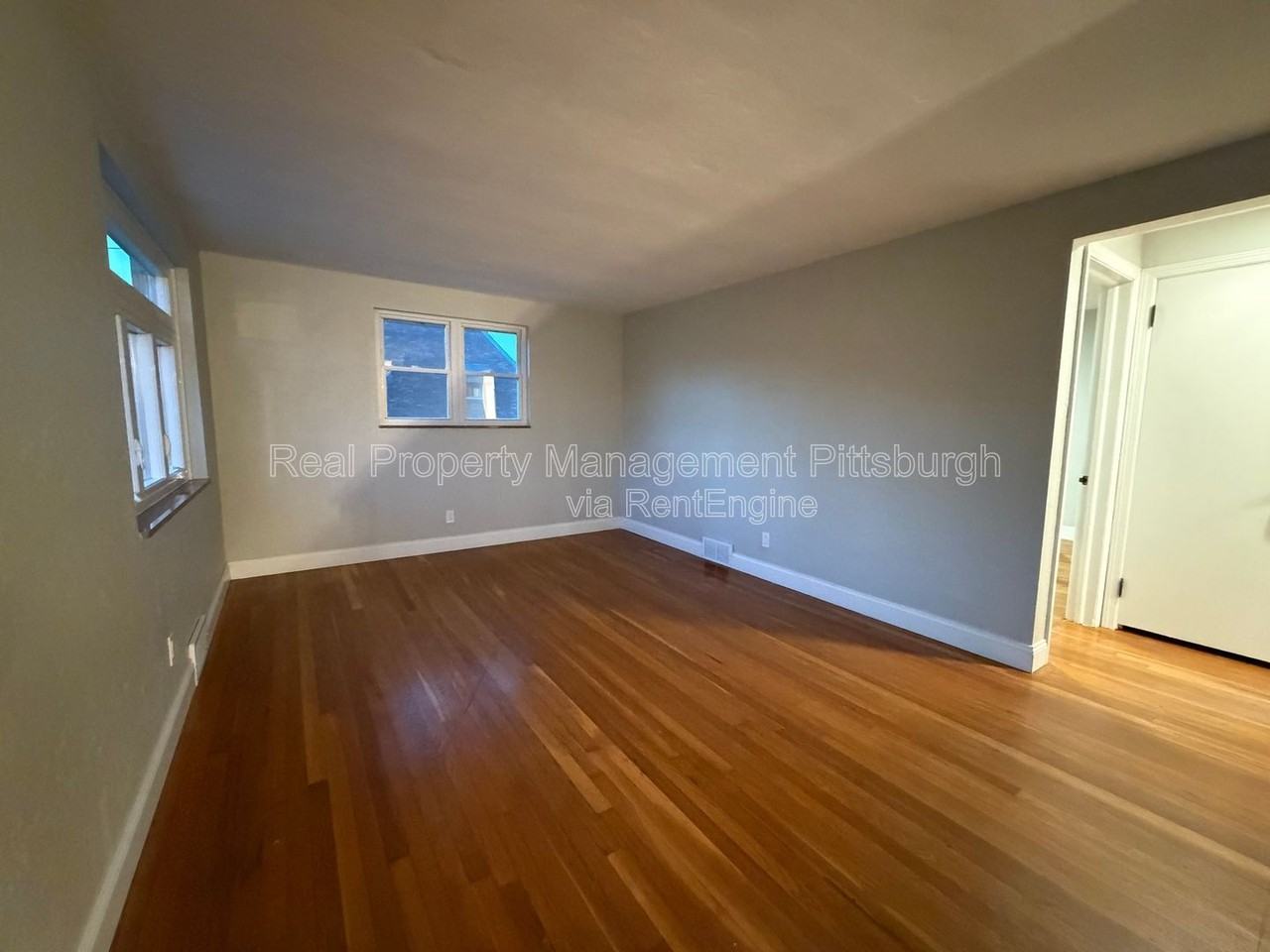 1053 Edward Dr - Photo 7 of 17