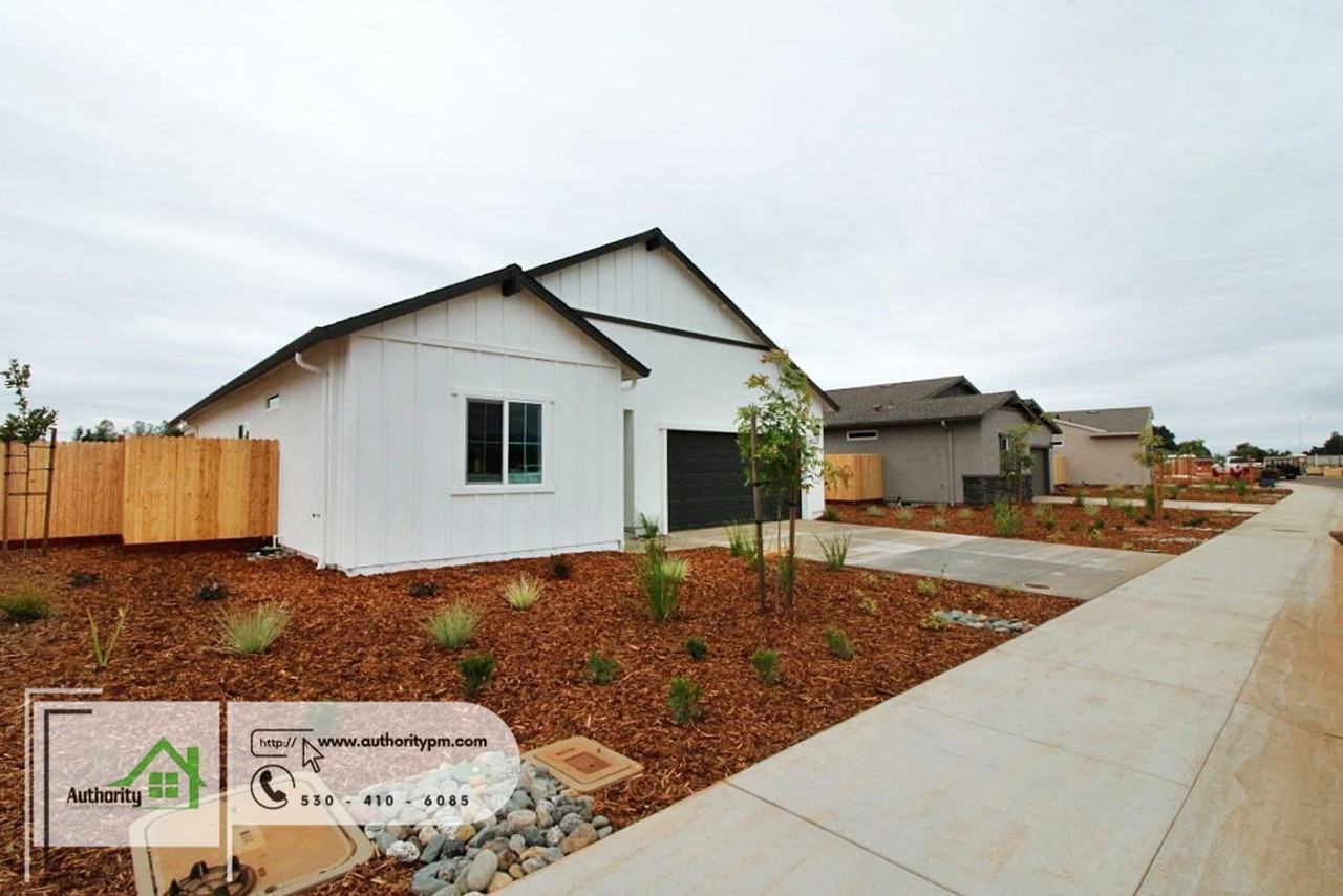 2901 Hopkins Ave - Photo 3 of 21