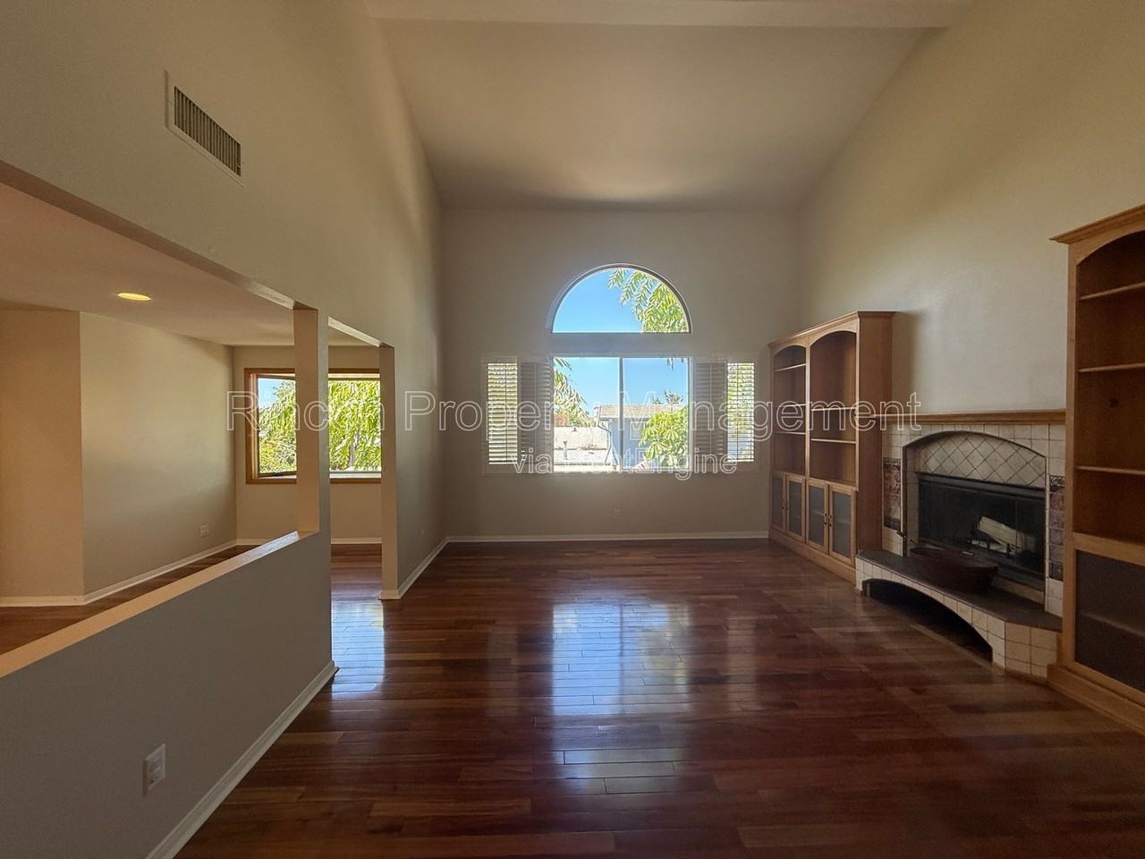 2462 Pierpont Blvd - Photo 5 of 23