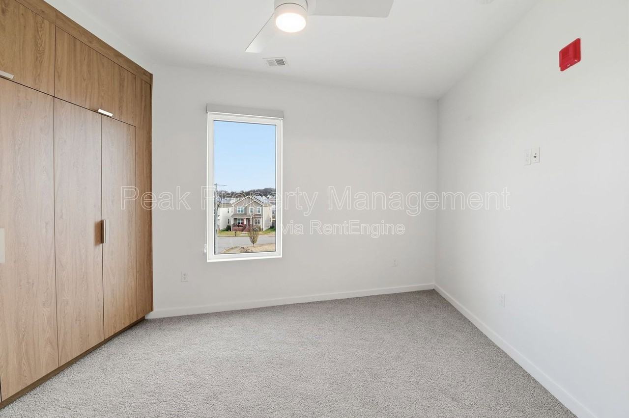 501 Orleans St #308 - Photo 7 of 50