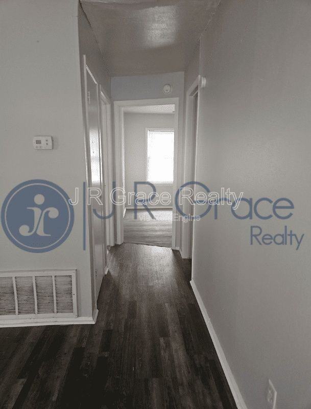 602 E Navarro Ave - Photo 5 of 16