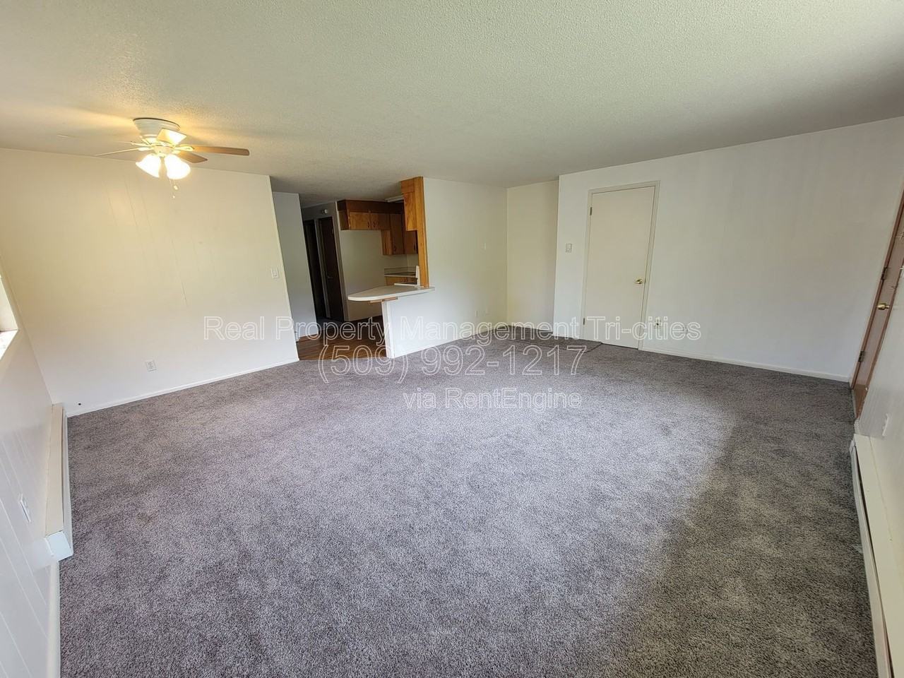 1702 W 7th Pl #B - Photo 3 of 10