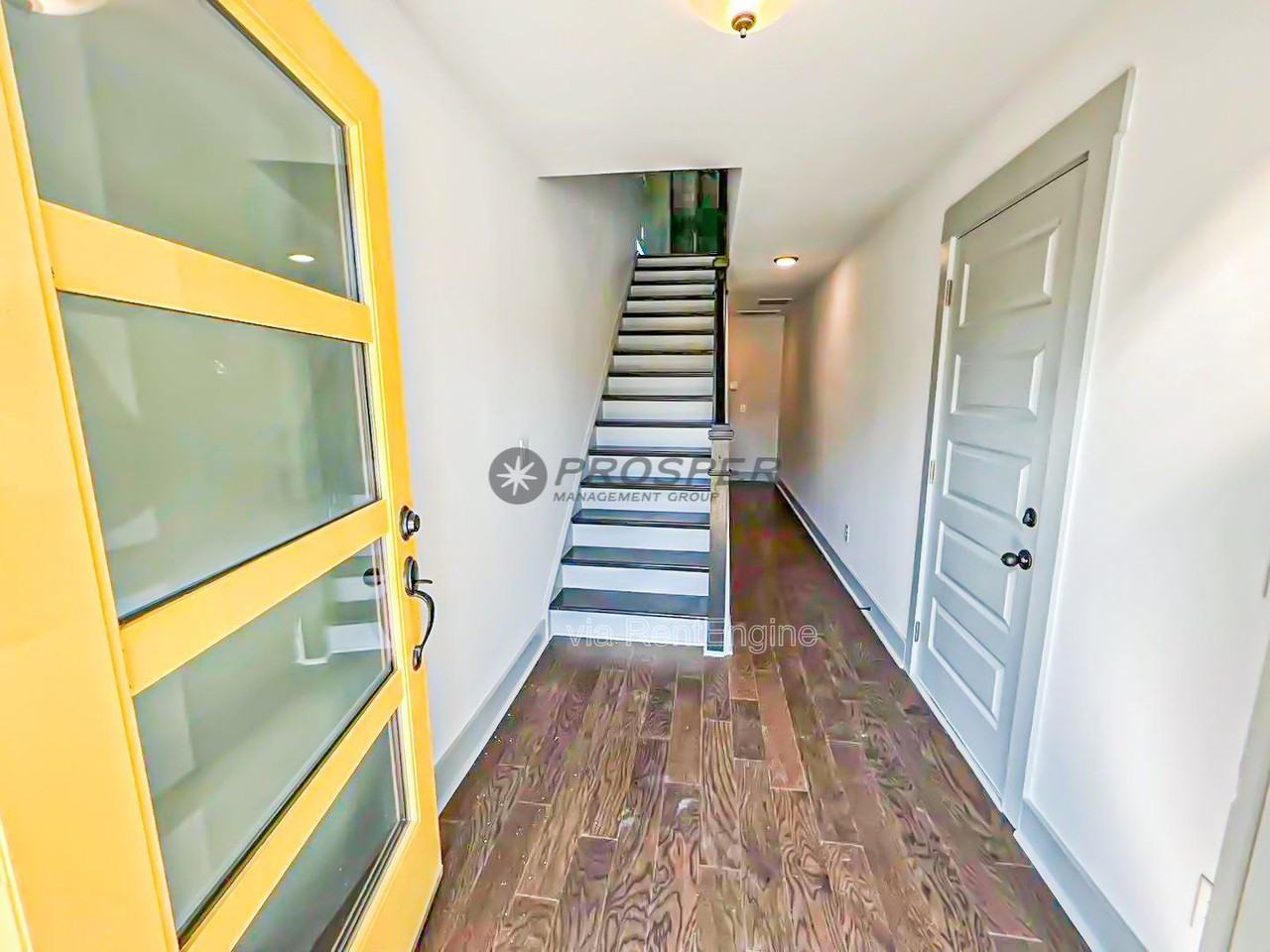 1806 Orangeburg St - Photo 2 of 18