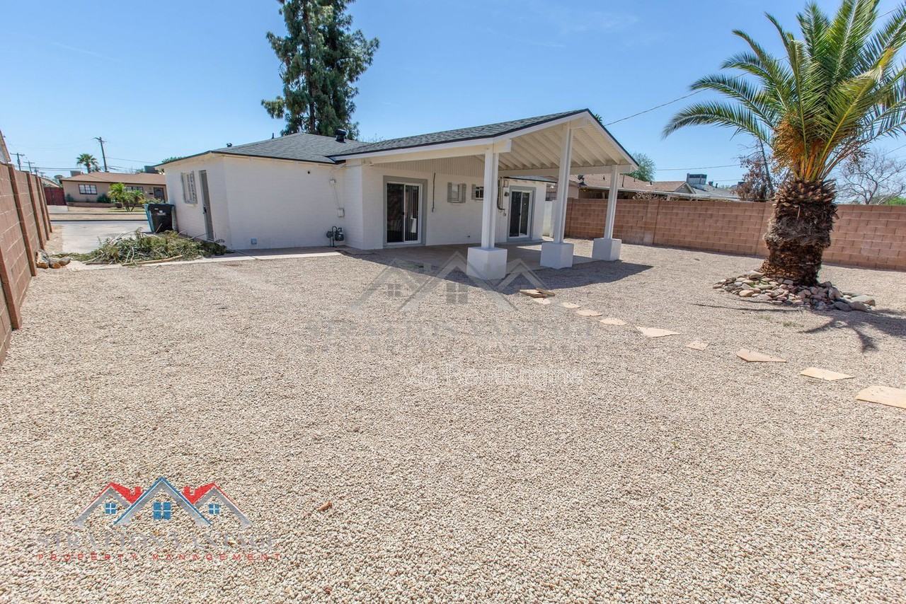 2912 W Butler Dr - Photo 2 of 34