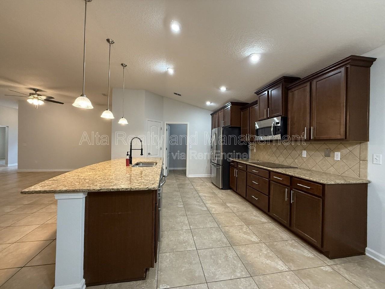 112 Morayshire Ct - Photo 7 of 50