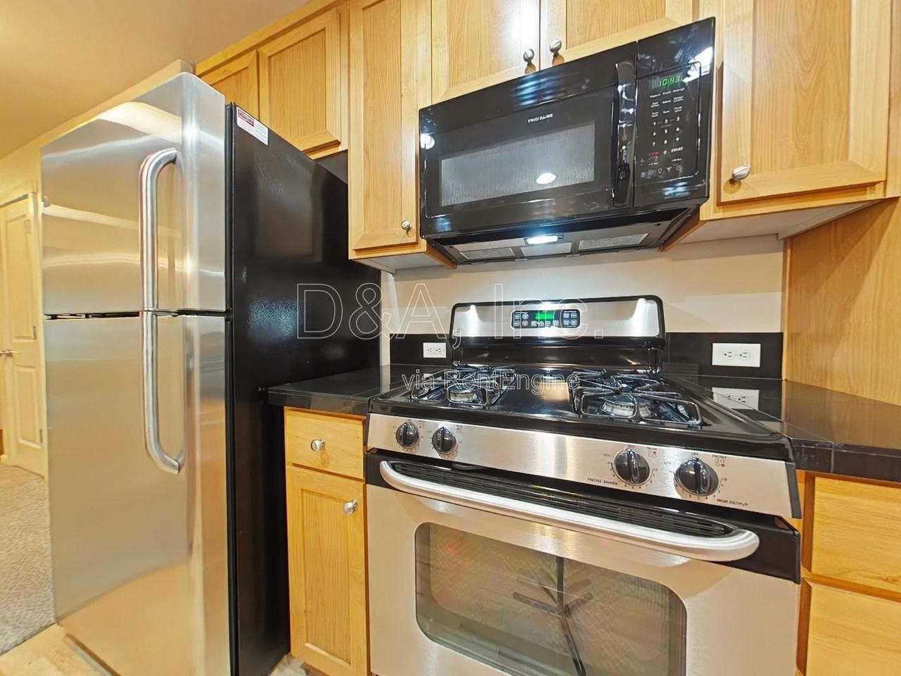 6298 Sw Grand Oaks Dr #E104 - Photo 2 of 10