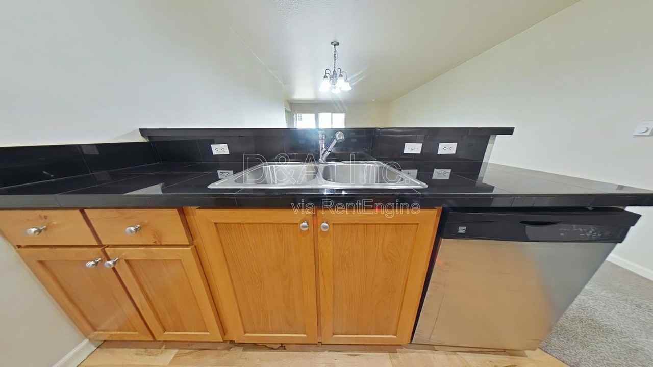 6298 Sw Grand Oaks Dr #E104 - Photo 3 of 10