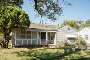 2749 N Poplar St - Photo 1 of 1