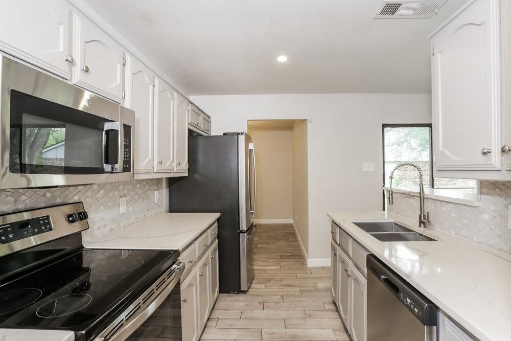 1330 Heather Run Dr - Photo 7 of 16
