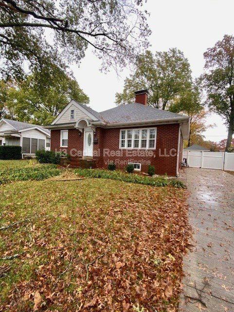 1215 W Main St - Photo 2 of 32