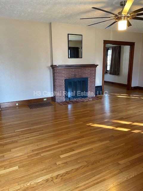 1215 W Main St - Photo 3 of 32