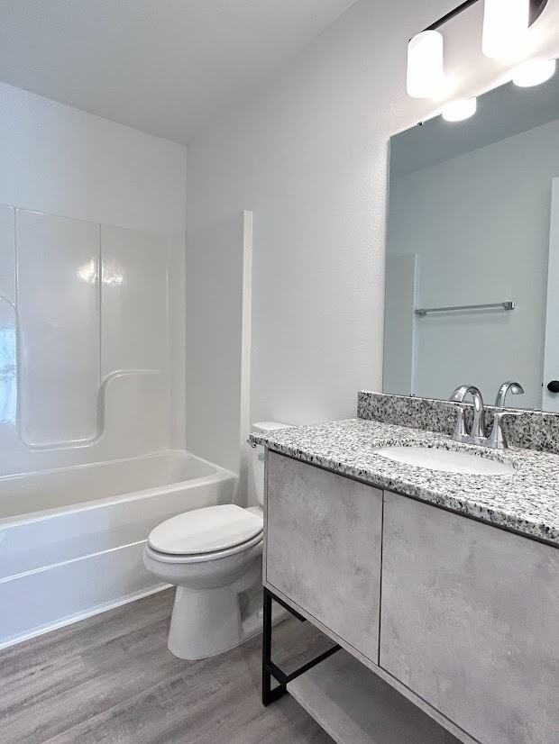 960 Ventnor Avenue, Centerton - Photo 3 of 18