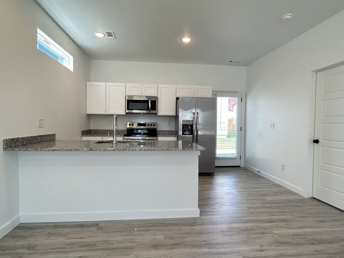 960 Ventnor Avenue, Centerton - Photo 6 of 18