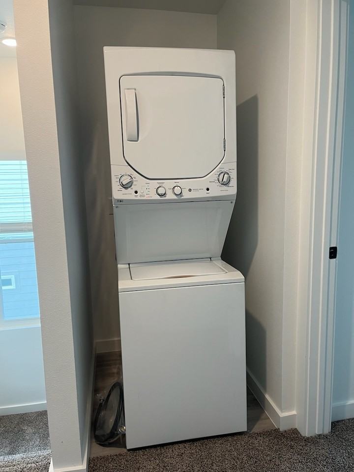 960 Ventnor Avenue, Centerton - Photo 3 of 18