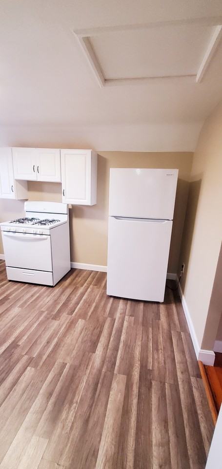 137 Adams St #3 - Photo 2 of 22