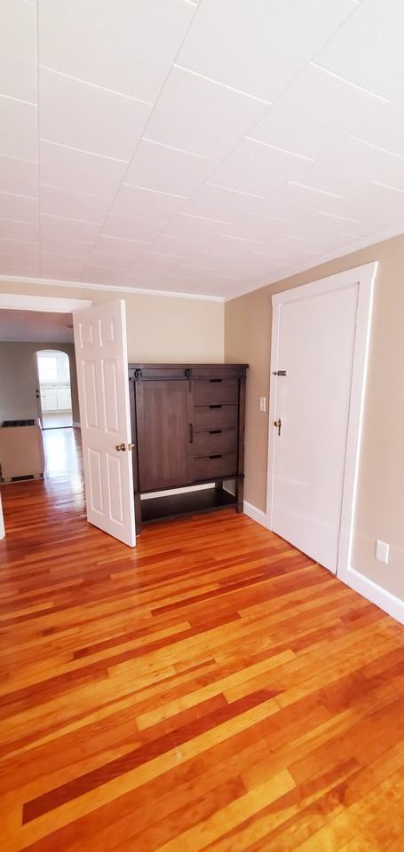 137 Adams St #3 - Photo 7 of 22